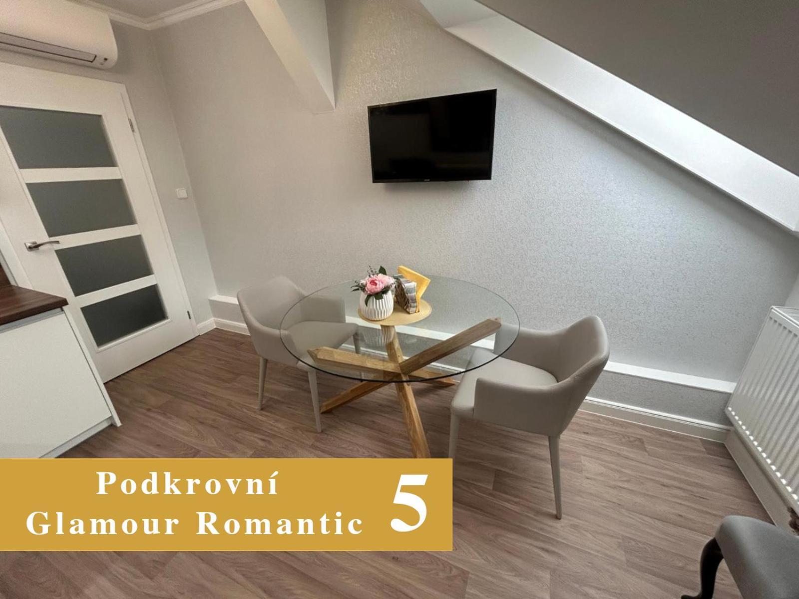 Efipa Glamour Apartments Plzen Exterior photo