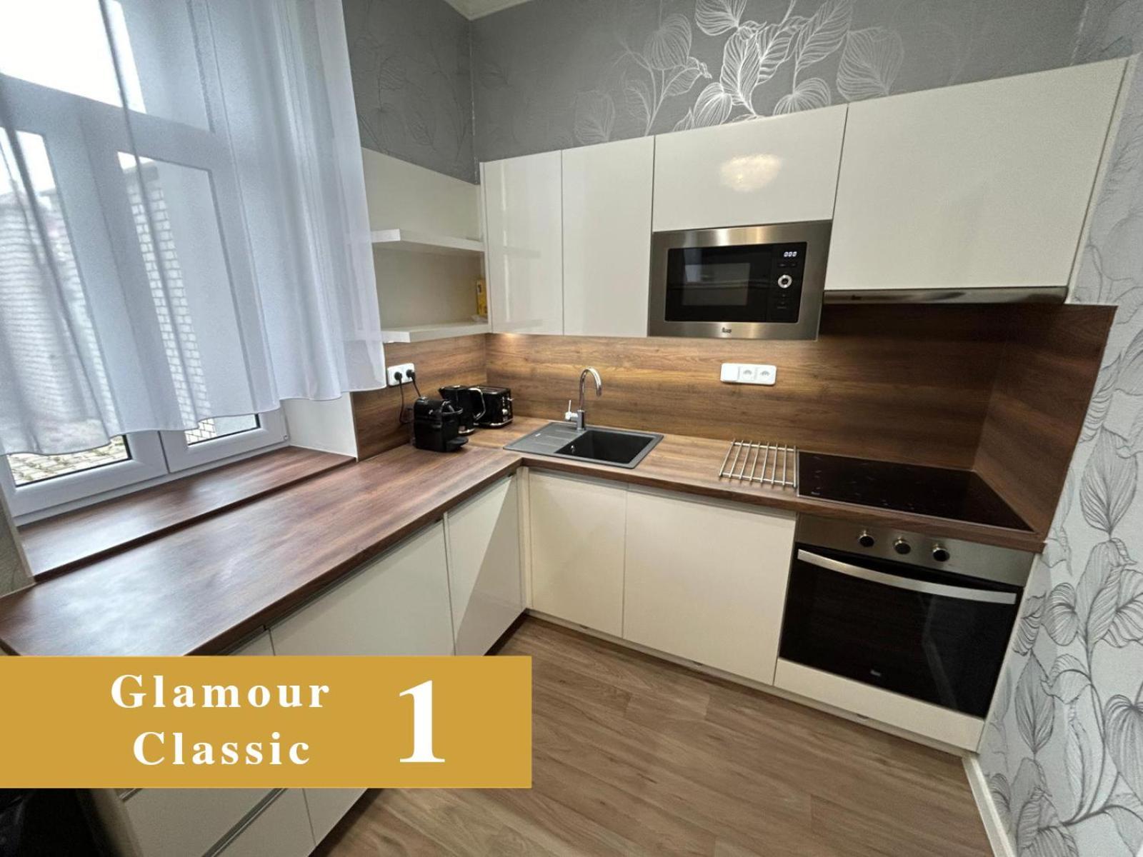 Efipa Glamour Apartments Plzen Exterior photo